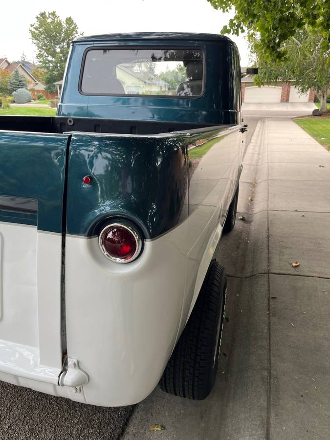 Ford-1961-blue-1