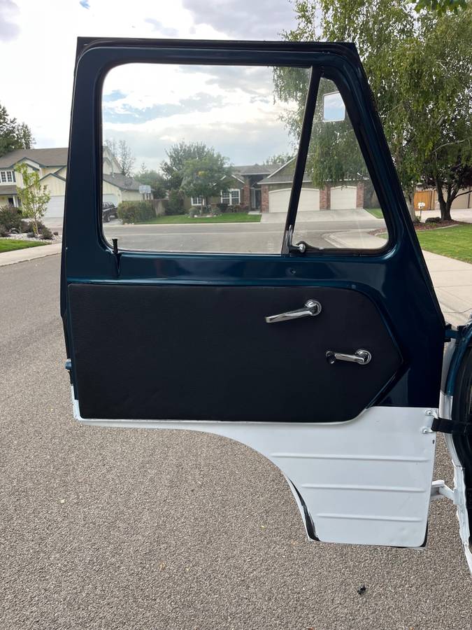 Ford-1961-blue-21