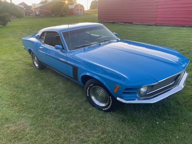 Ford-1970-blue-2