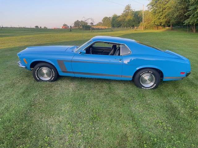 Ford-1970-blue
