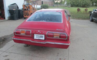 Ford-1975-red-3