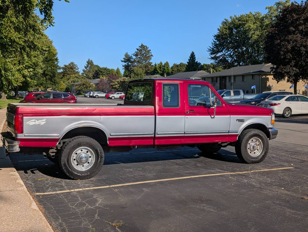 Ford-1995-red-6