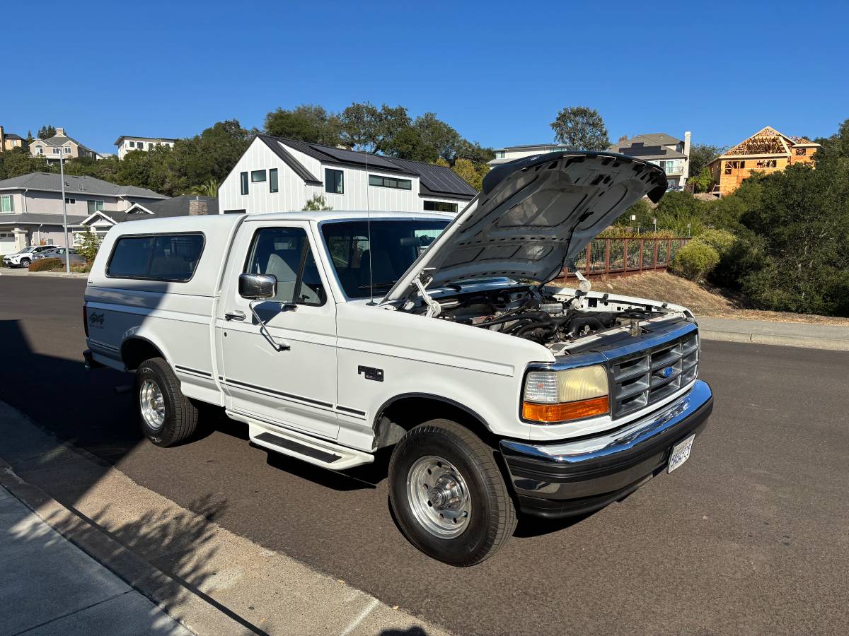 Ford-1995-white-10
