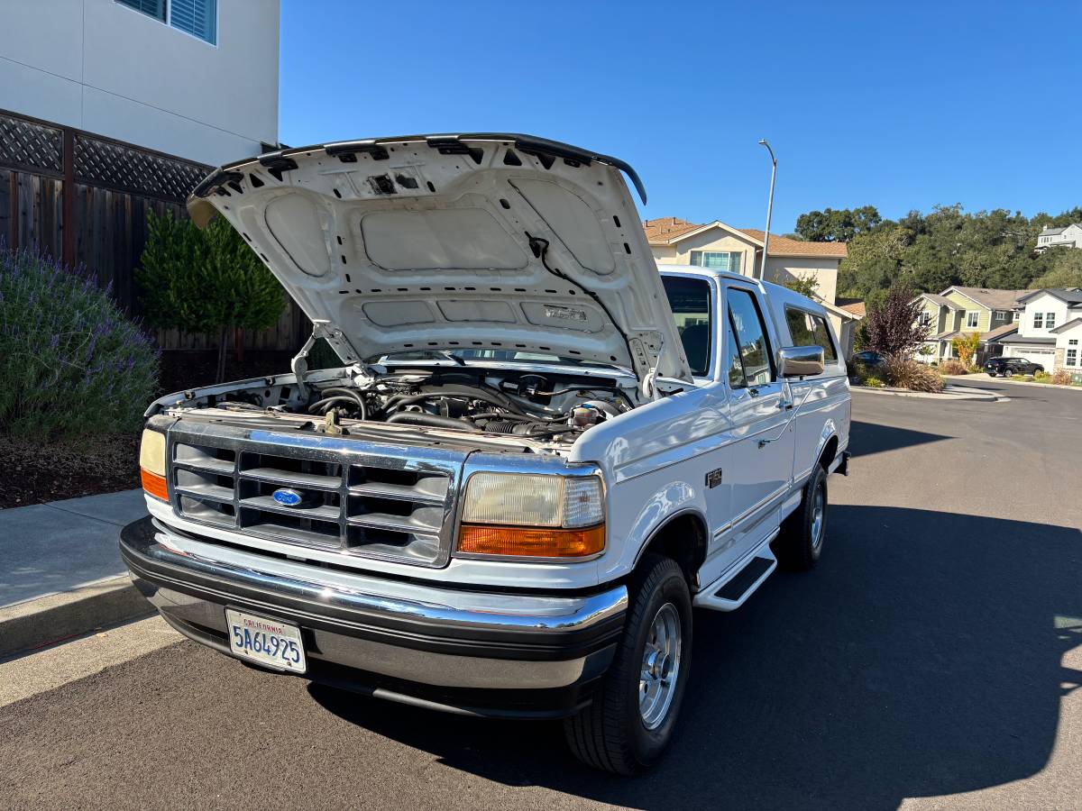 Ford-1995-white-12