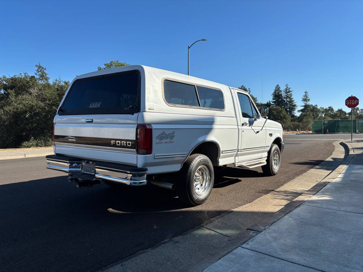 Ford-1995-white-18