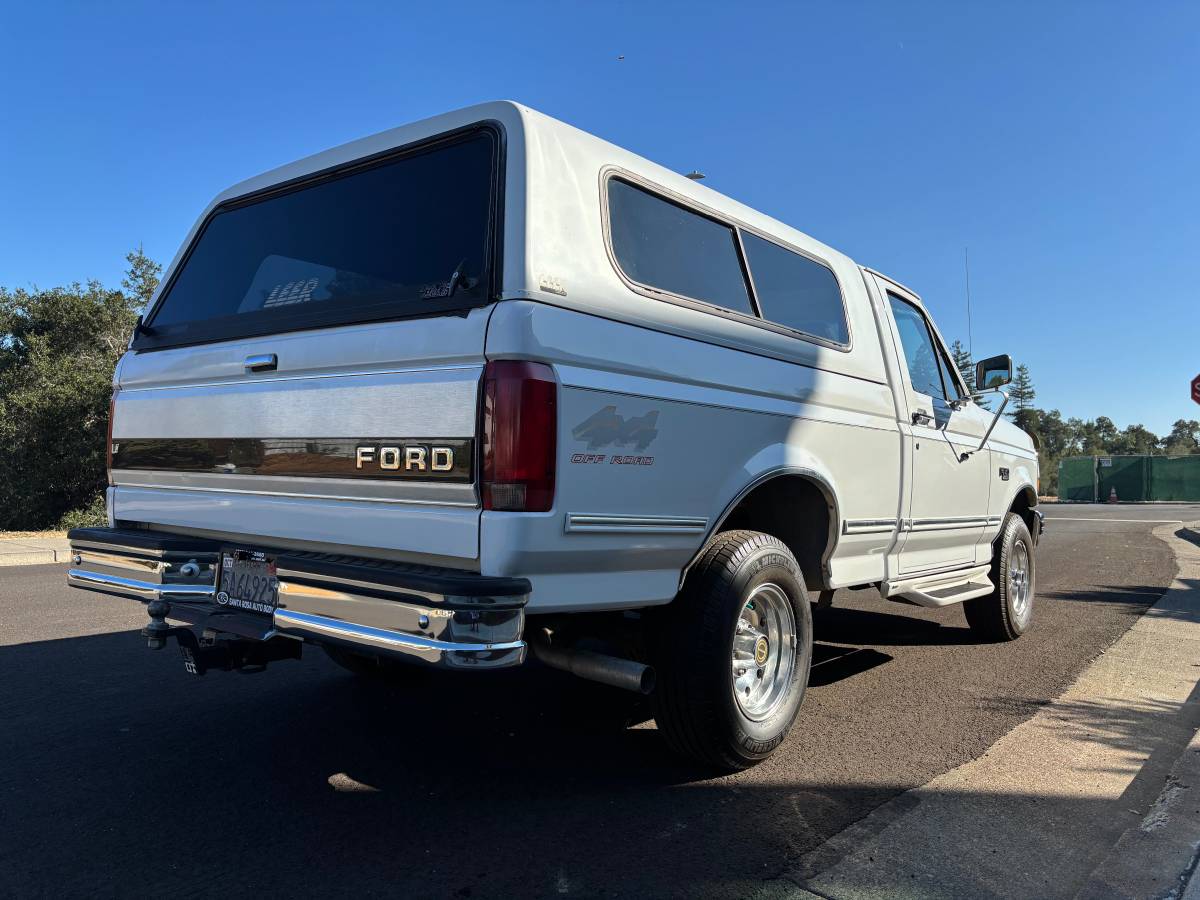 Ford-1995-white-3