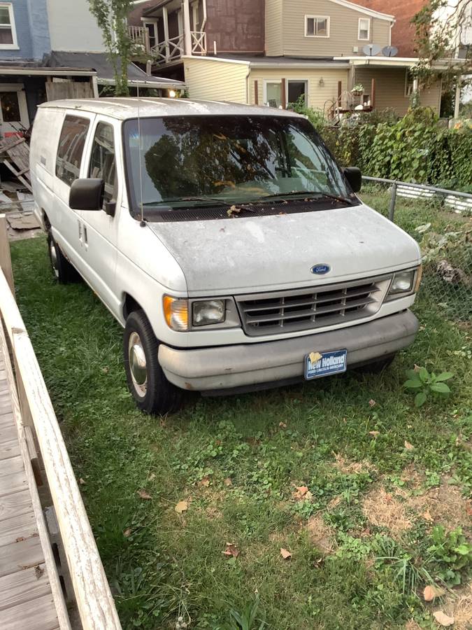 Ford-1996-white-7