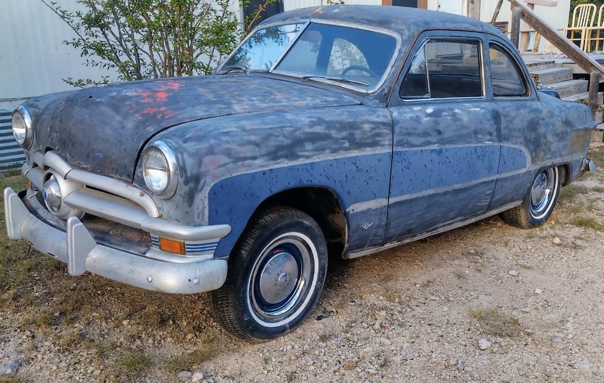 Ford-2-door-coupe-1950-5