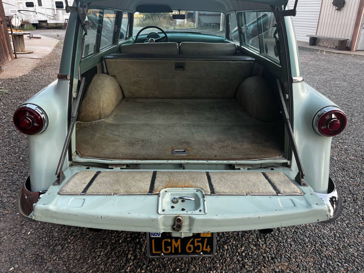 Ford-2-door-ranch-wagon-1954-green-12