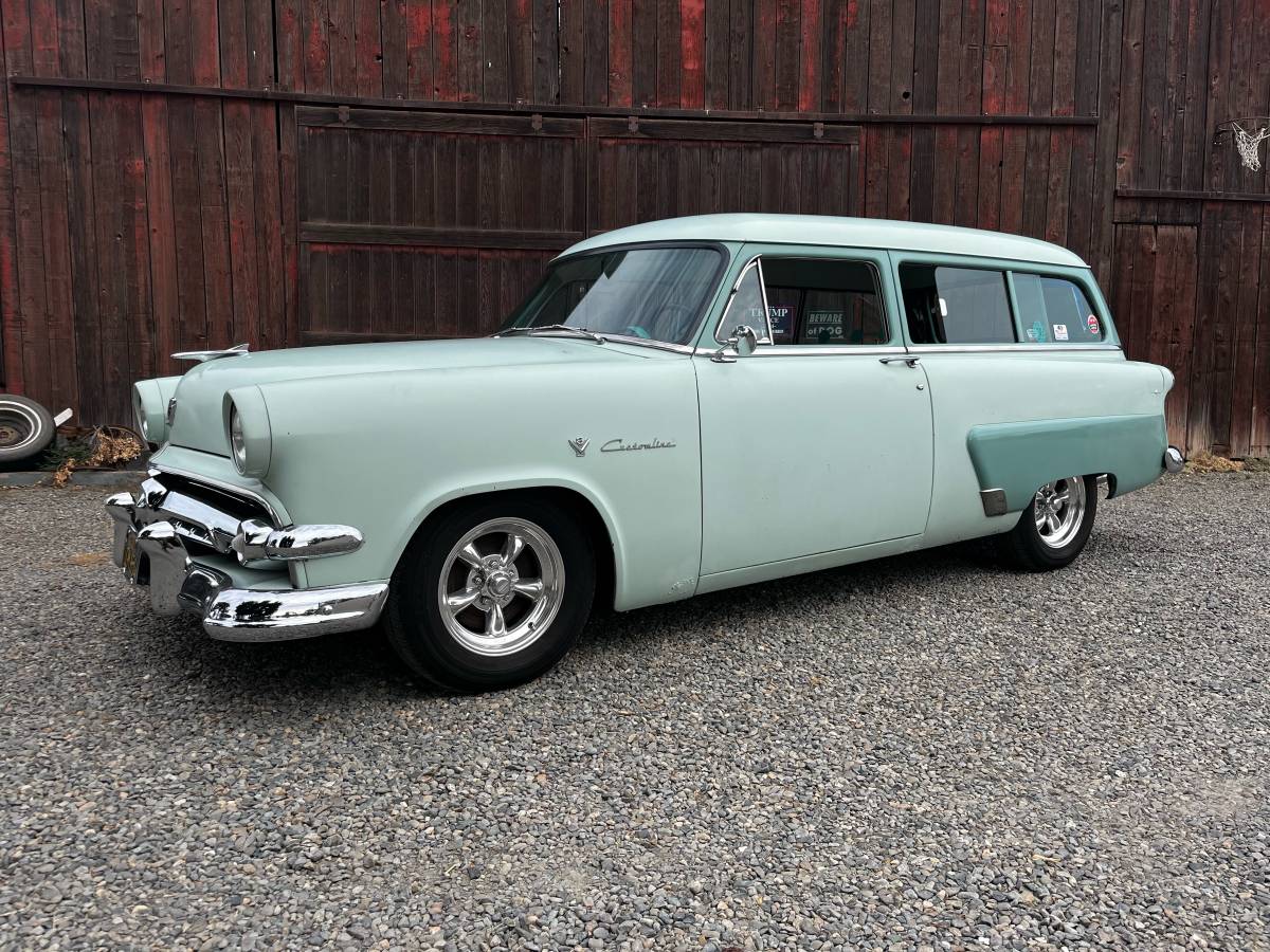 Ford-2-door-ranch-wagon-1954-green-14