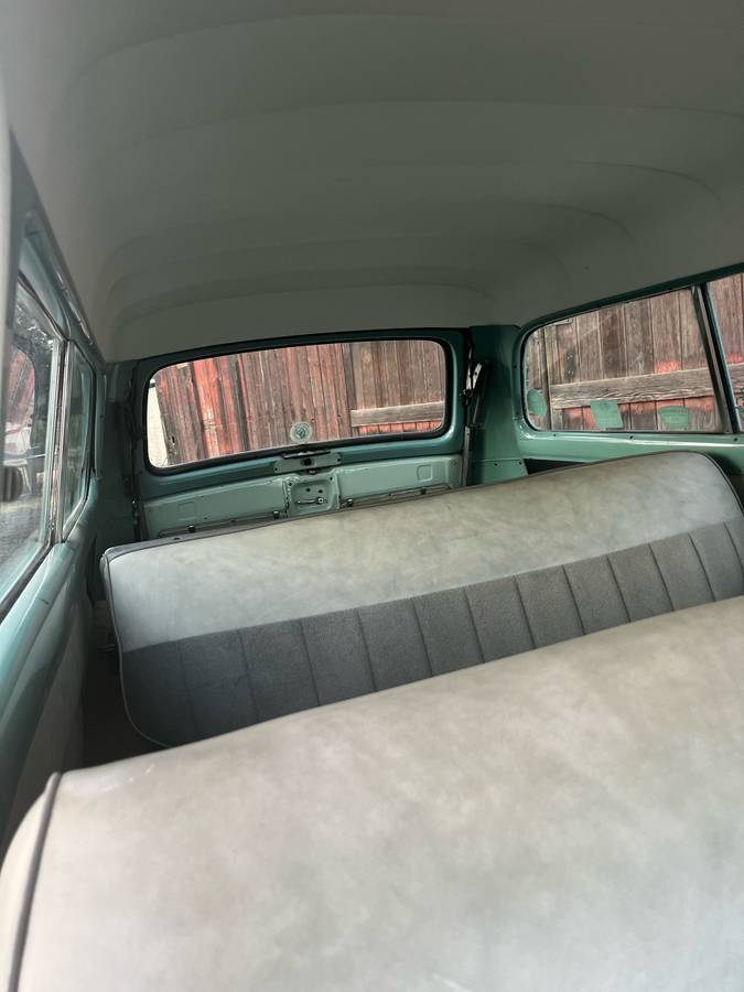 Ford-2-door-ranch-wagon-1954-green-18