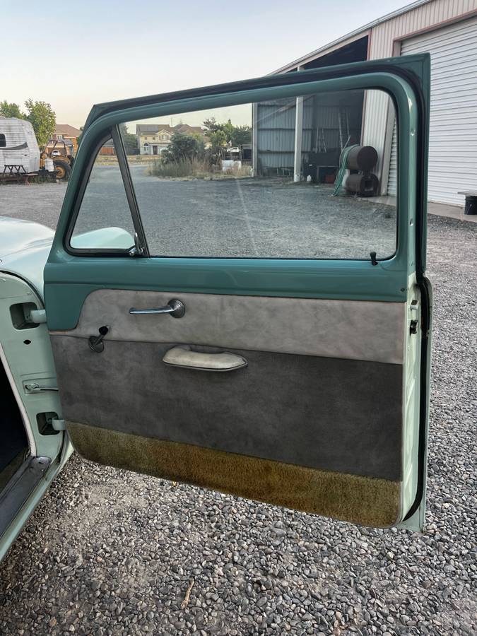 Ford-2-door-ranch-wagon-1954-green-21