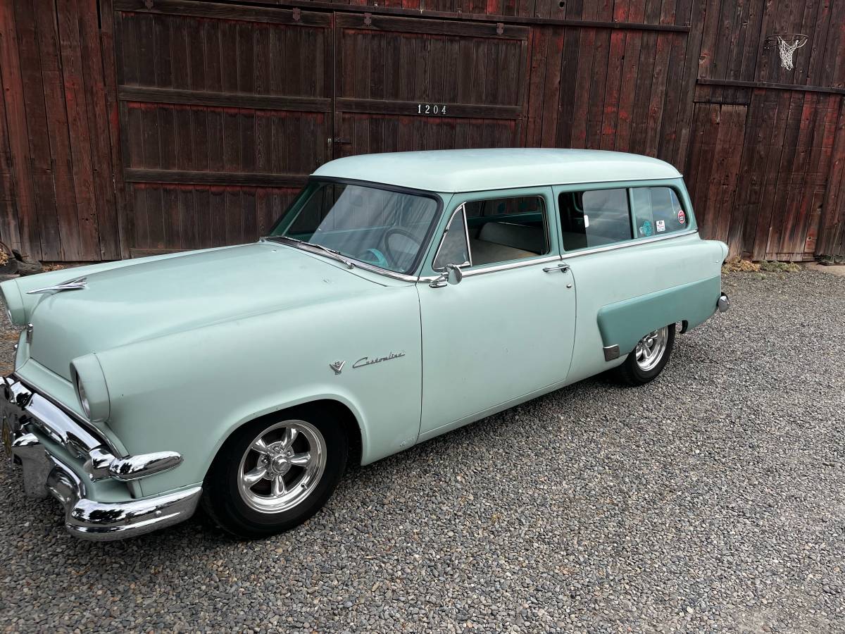 Ford-2-door-ranch-wagon-1954-green-7