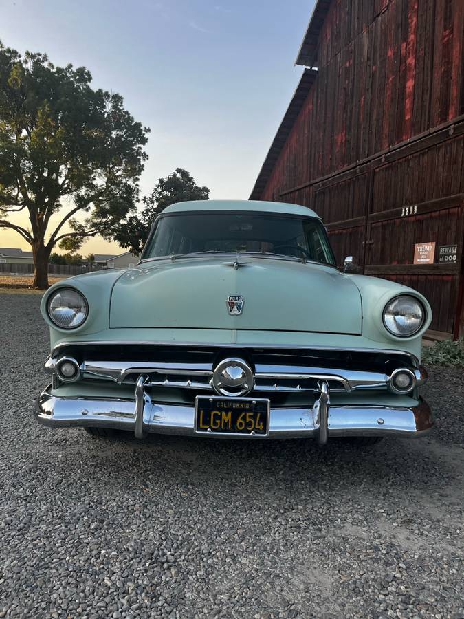 Ford-2-door-ranch-wagon-1954-green-8