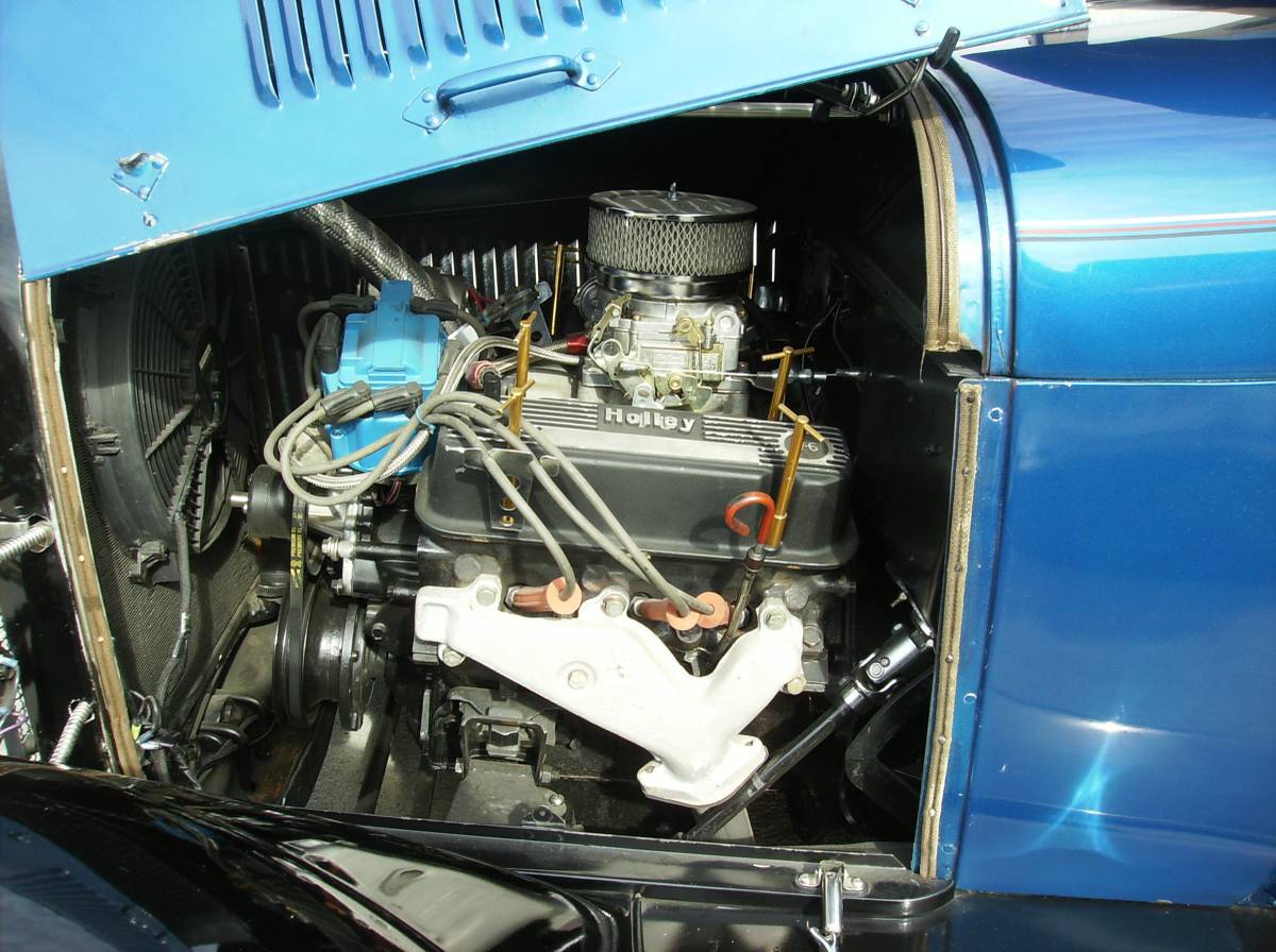 Ford-2-door-sedan-1929-blue-3