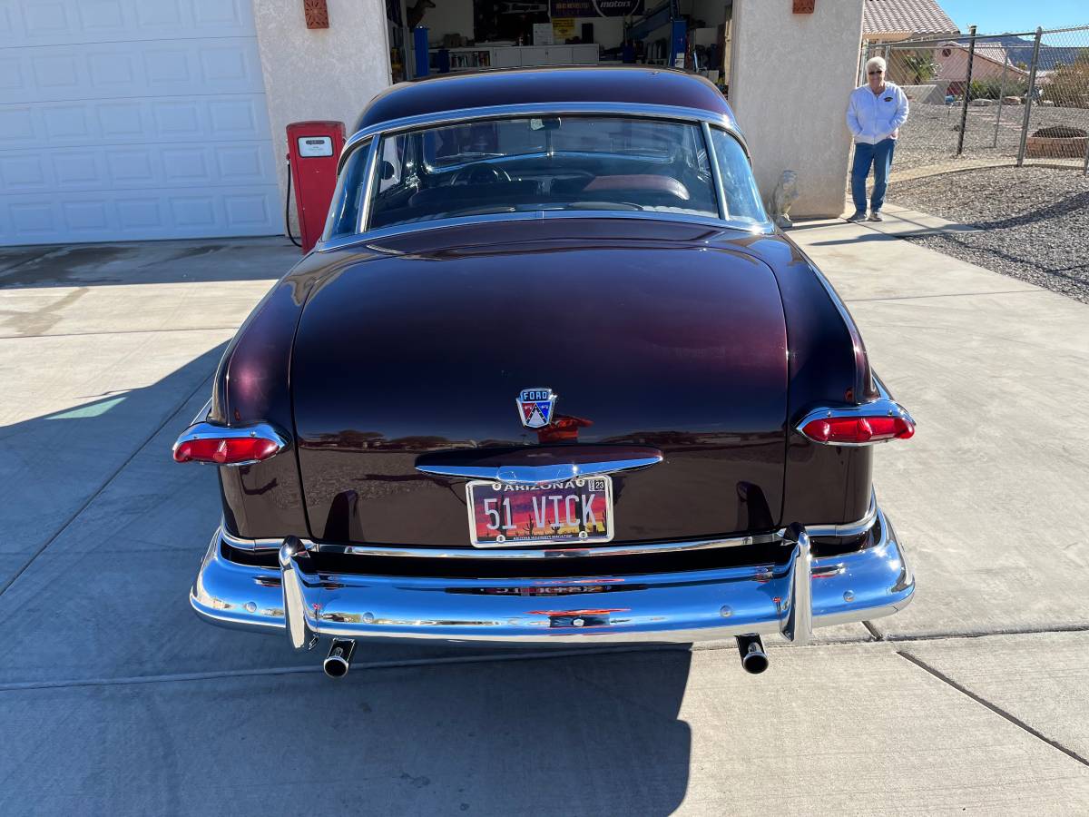 Ford-2dr-victoria-1951-custom-9