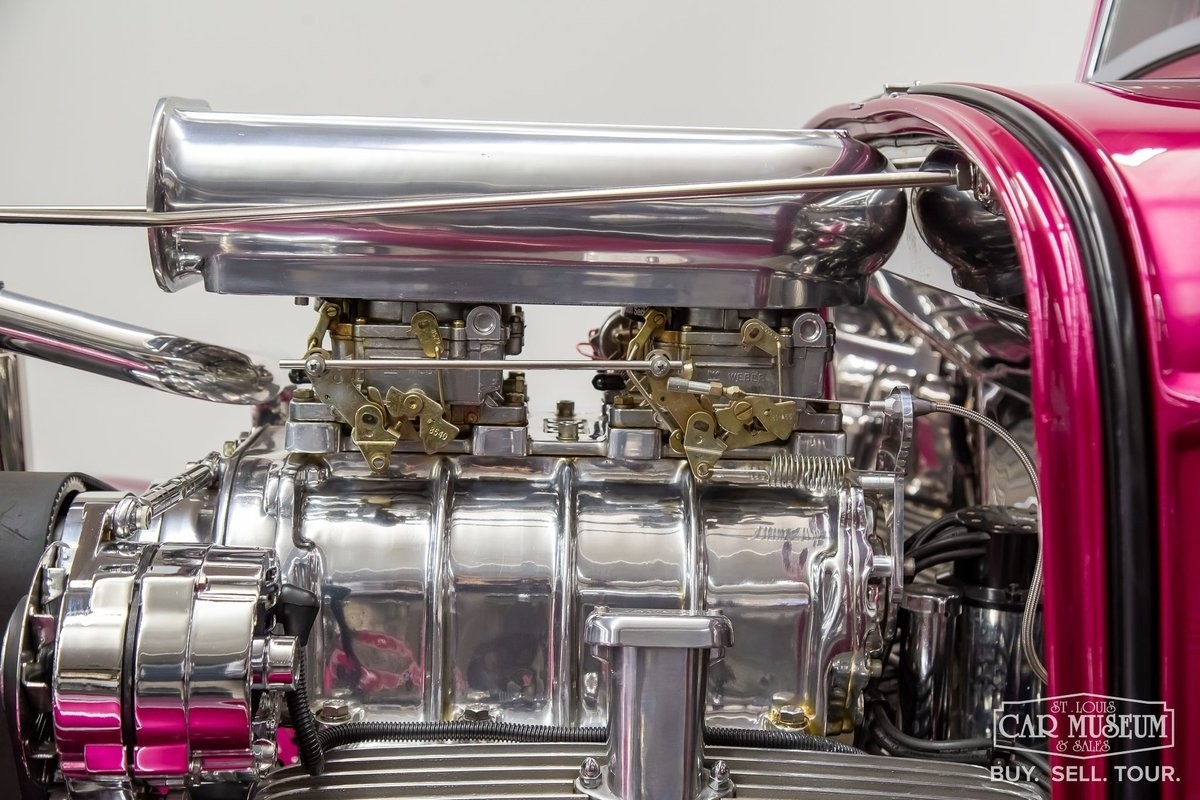 Ford-3-Window-1932-Coupe-13