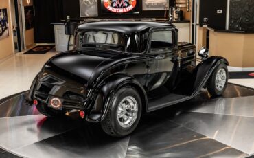 Ford-3-Window-1932-Coupe-14