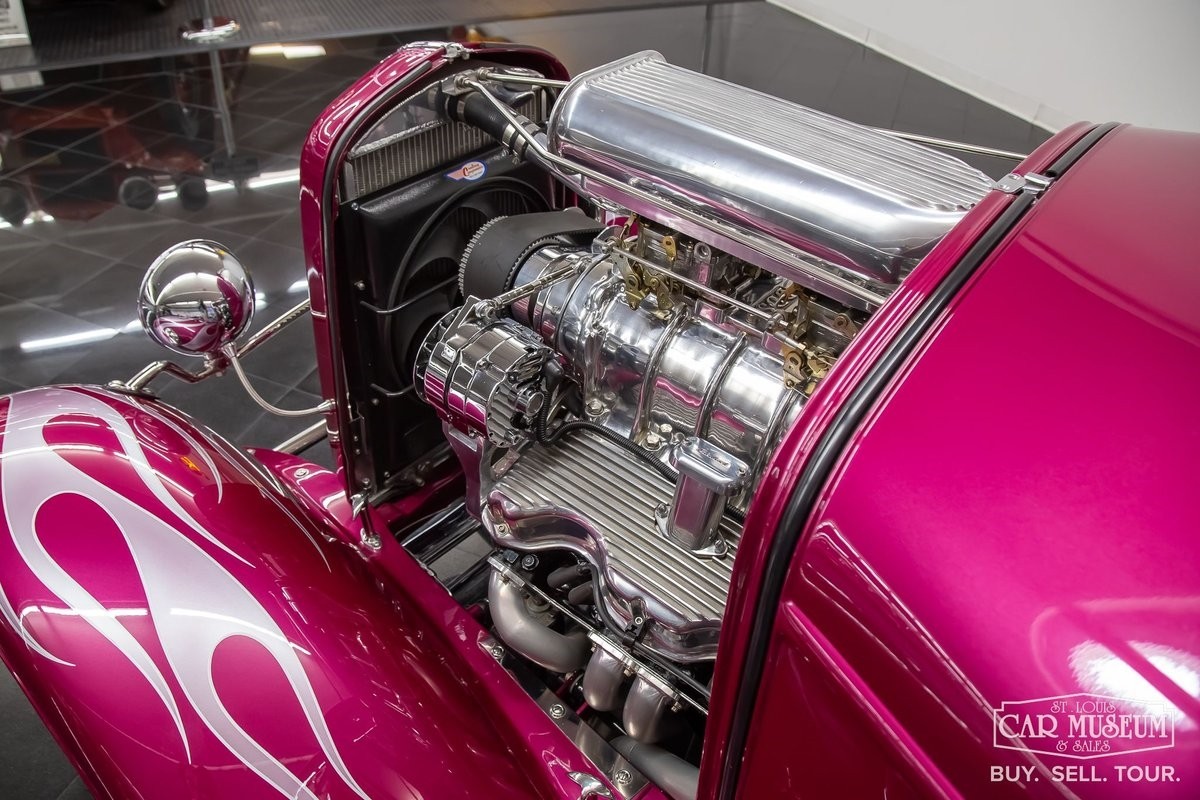 Ford-3-Window-1932-Coupe-15