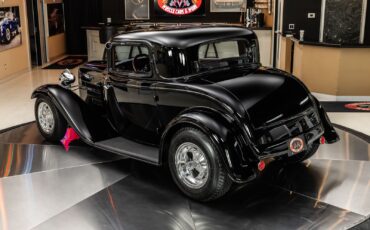 Ford-3-Window-1932-Coupe-18