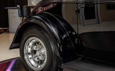 Ford-3-Window-1932-Coupe-23