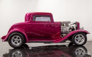Ford-3-Window-1932-Coupe-8