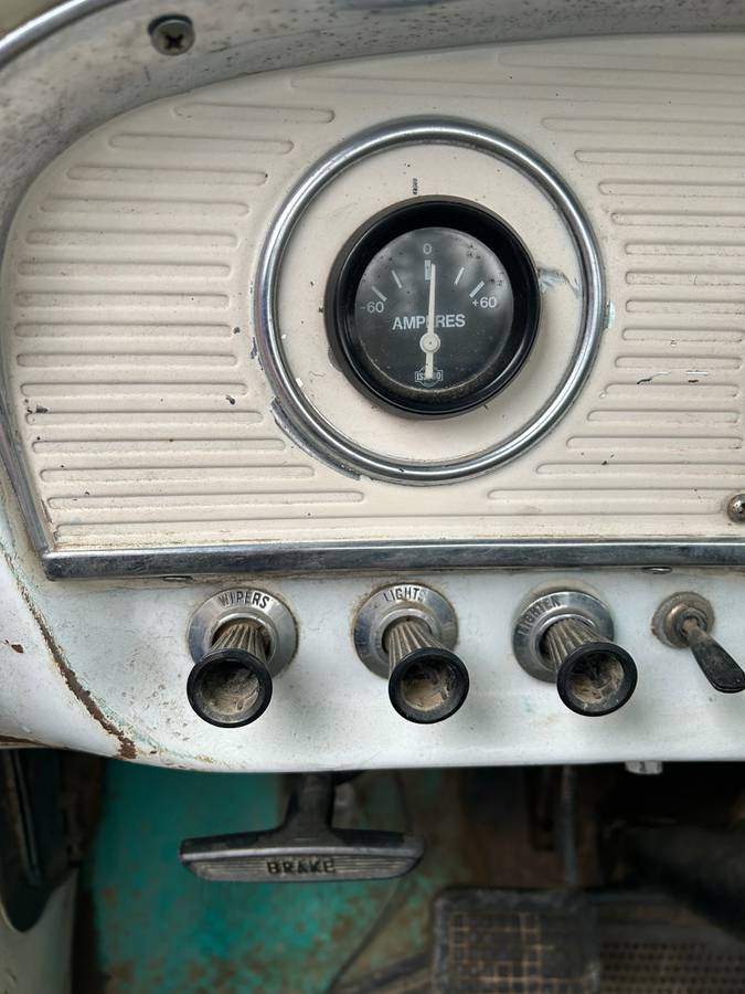 Ford-34-ton-1962-grey-12