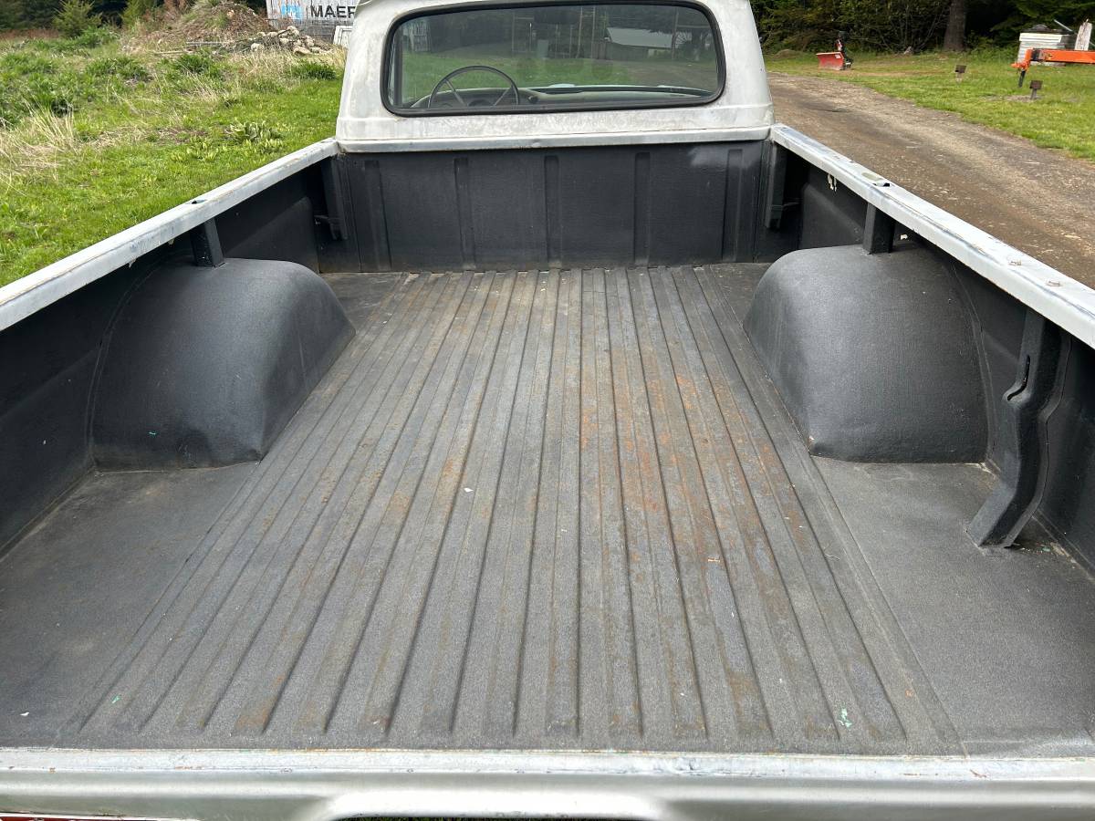 Ford-34-ton-1962-grey-13
