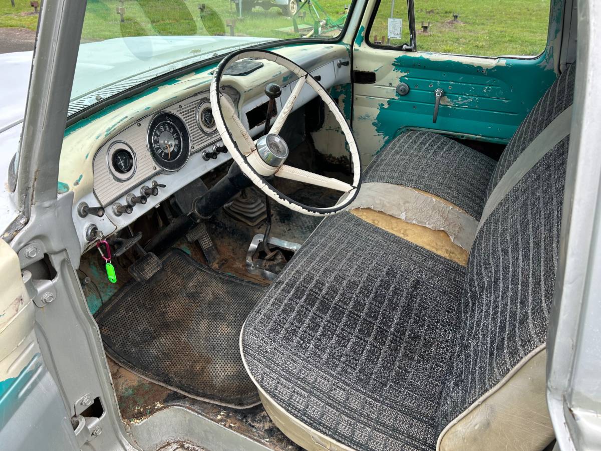 Ford-34-ton-1962-grey-2