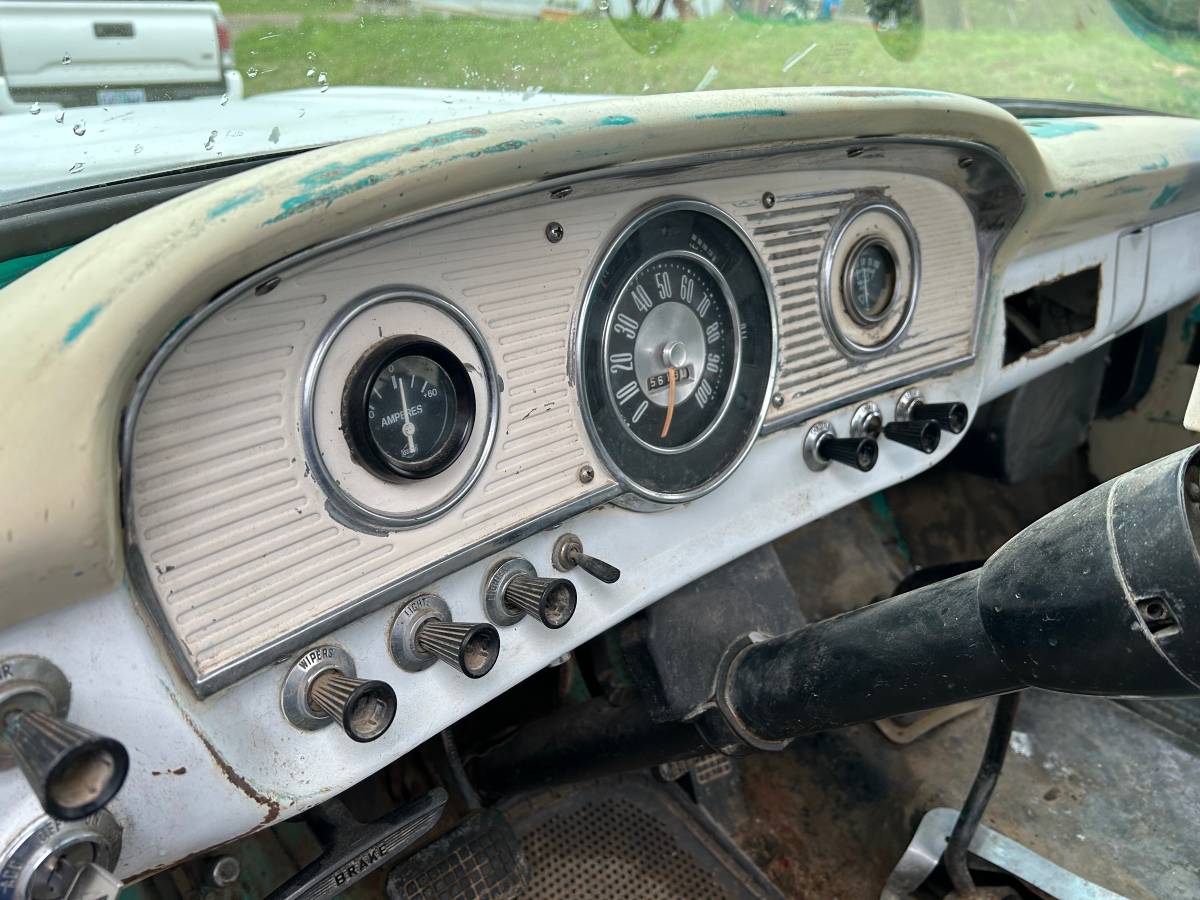Ford-34-ton-1962-grey-5