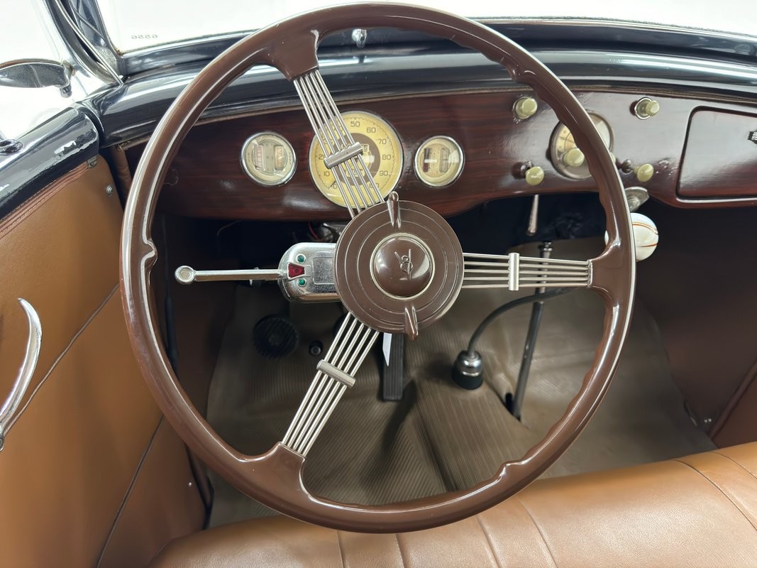 Ford-48-Series-1936-Convertible-39