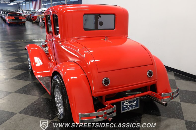 Ford-5-window-1931-Red-Hot-Tan-18