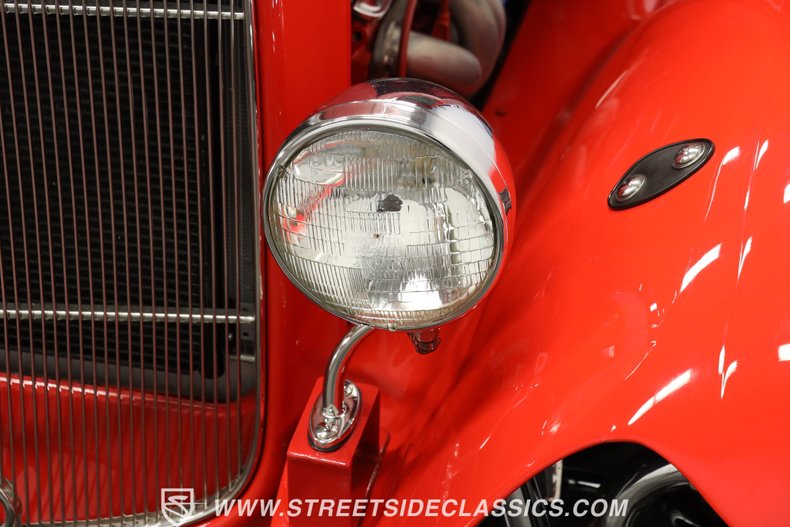 Ford-5-window-1931-Red-Hot-Tan-30