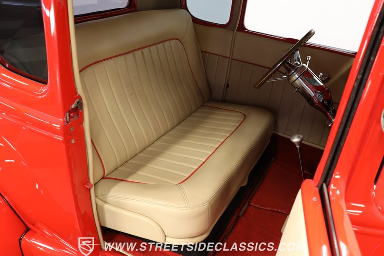 Ford-5-window-1931-Red-Hot-Tan-39