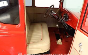 Ford-5-window-1931-Red-Hot-Tan-40