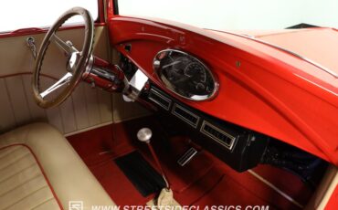 Ford-5-window-1931-Red-Hot-Tan-41