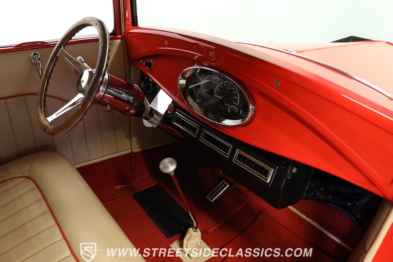 Ford-5-window-1931-Red-Hot-Tan-41