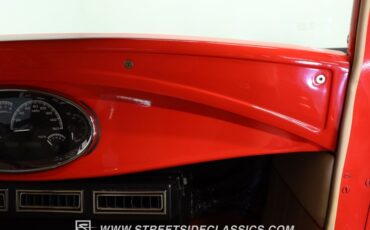 Ford-5-window-1931-Red-Hot-Tan-43