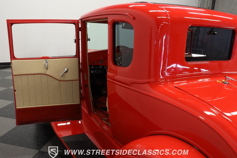 Ford-5-window-1931-Red-Hot-Tan-7