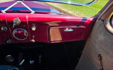 Ford-5-window-1936-Maroon-Beige-36