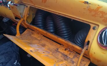 Ford-600-Custom-1966-Cab-Chassis-26