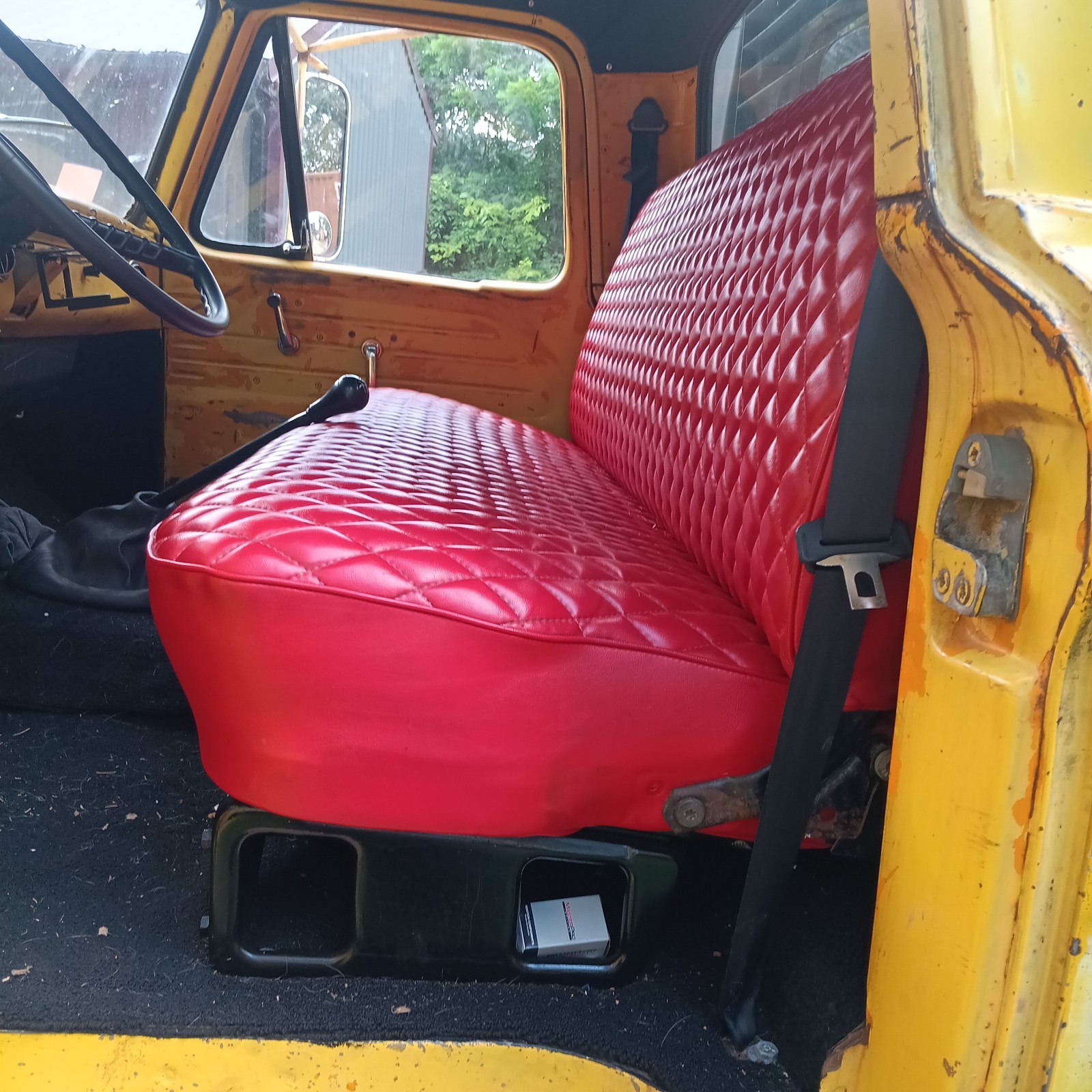 Ford-600-Custom-1966-Cab-Chassis-32