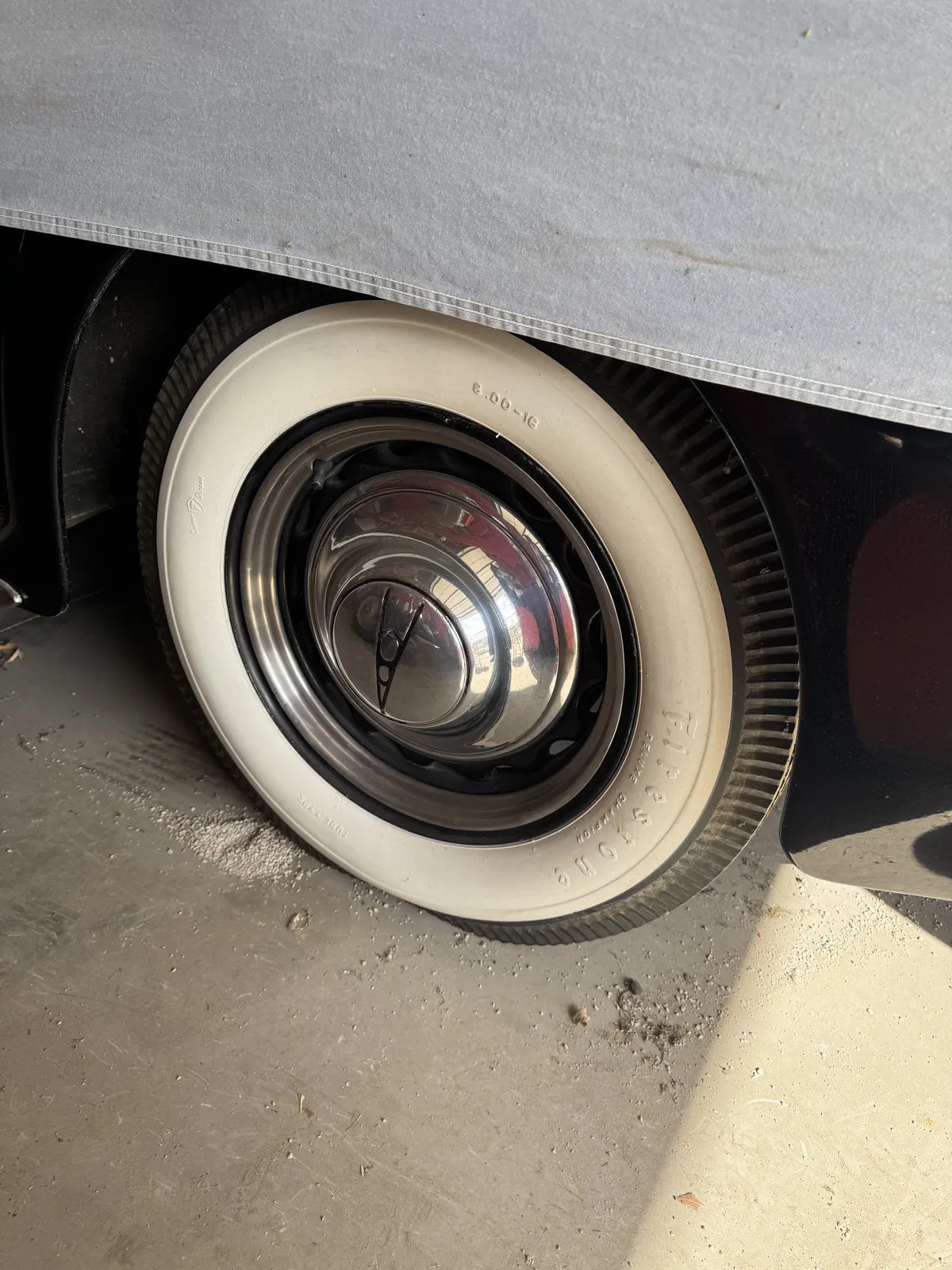 Ford-68-1936-Black-Tan-1