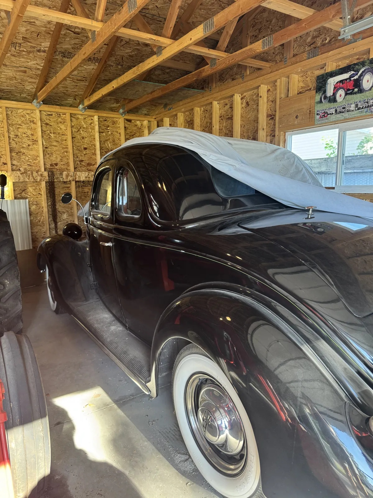 Ford-68-1936-Black-Tan-11