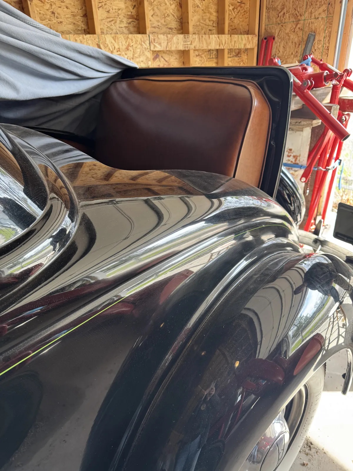 Ford-68-1936-Black-Tan-15