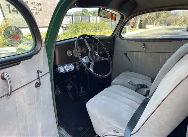 Ford-68-1936-Coupe-10