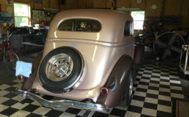 Ford-68-slantback-1936-brown-1