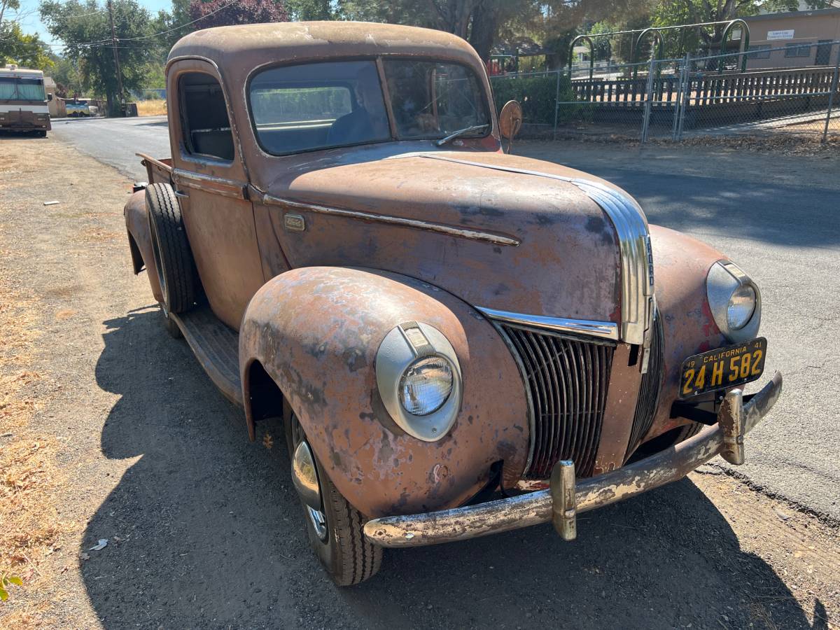 Ford-85-pickup-1946-1