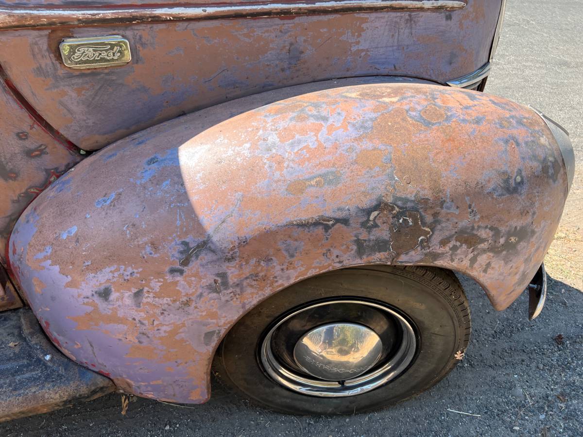 Ford-85-pickup-1946-10