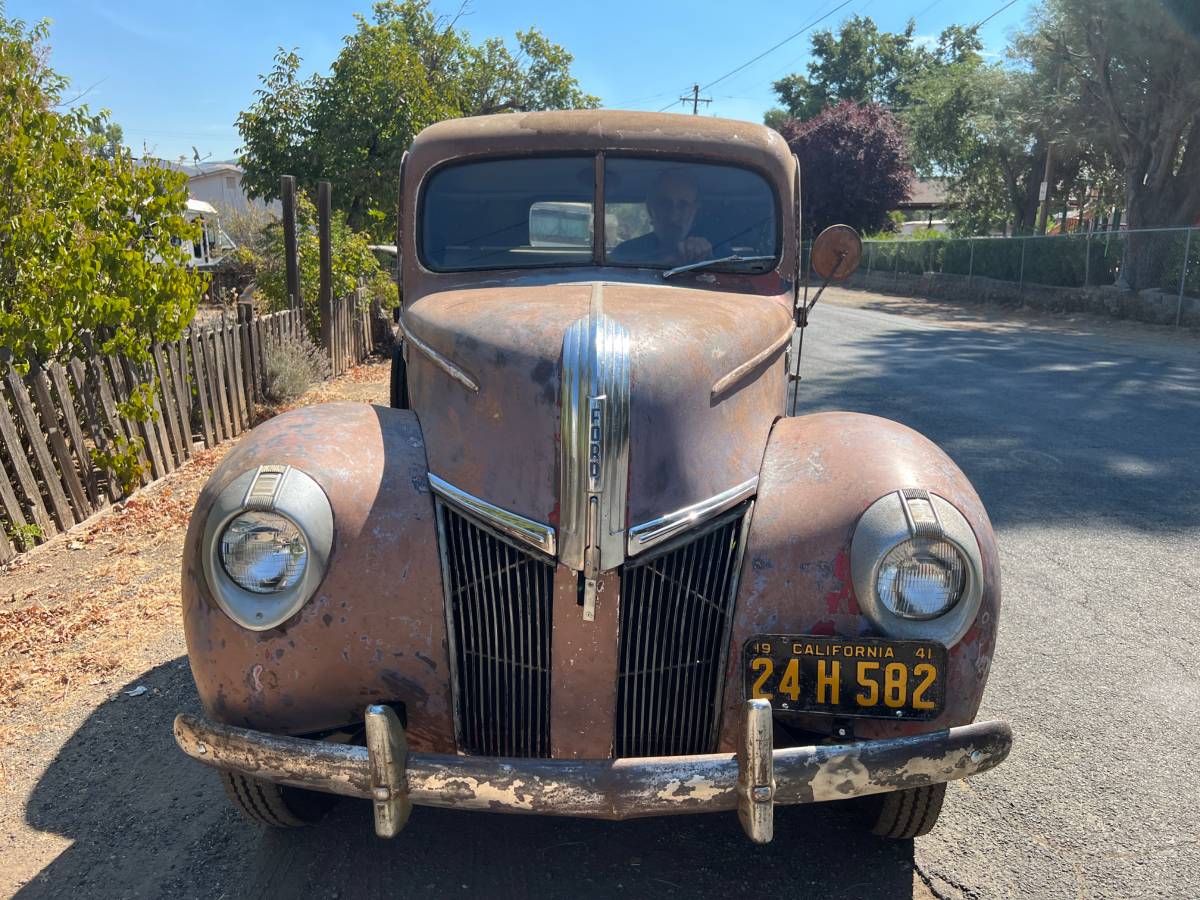 Ford-85-pickup-1946-31